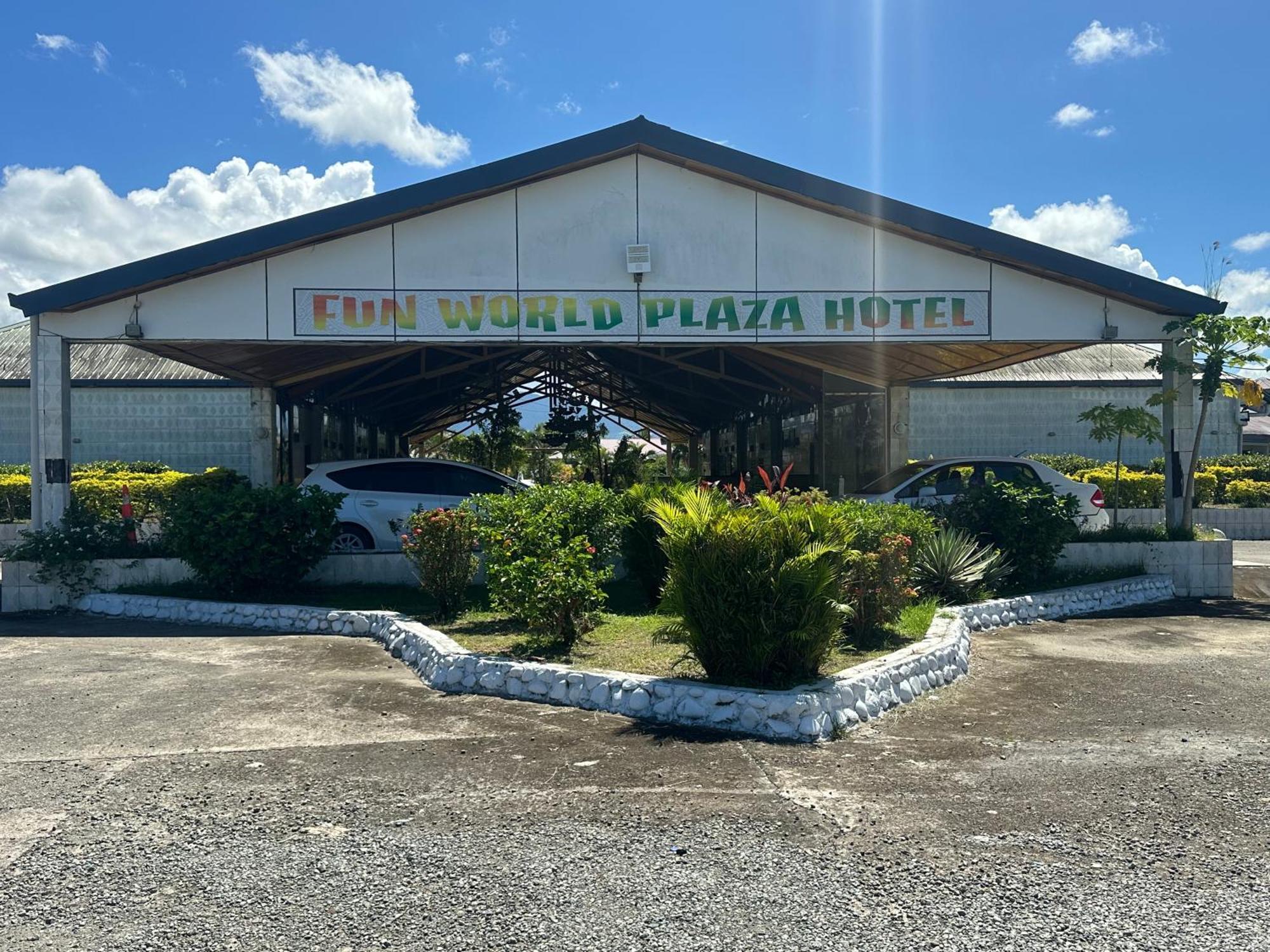 Funworld Plaza Hotel Nadi Dış mekan fotoğraf